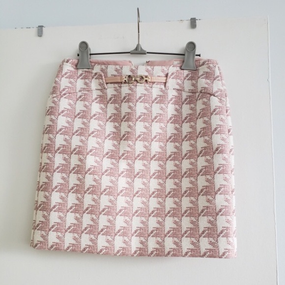 JIGOTT Dresses & Skirts - Pink/ivory belted skirt